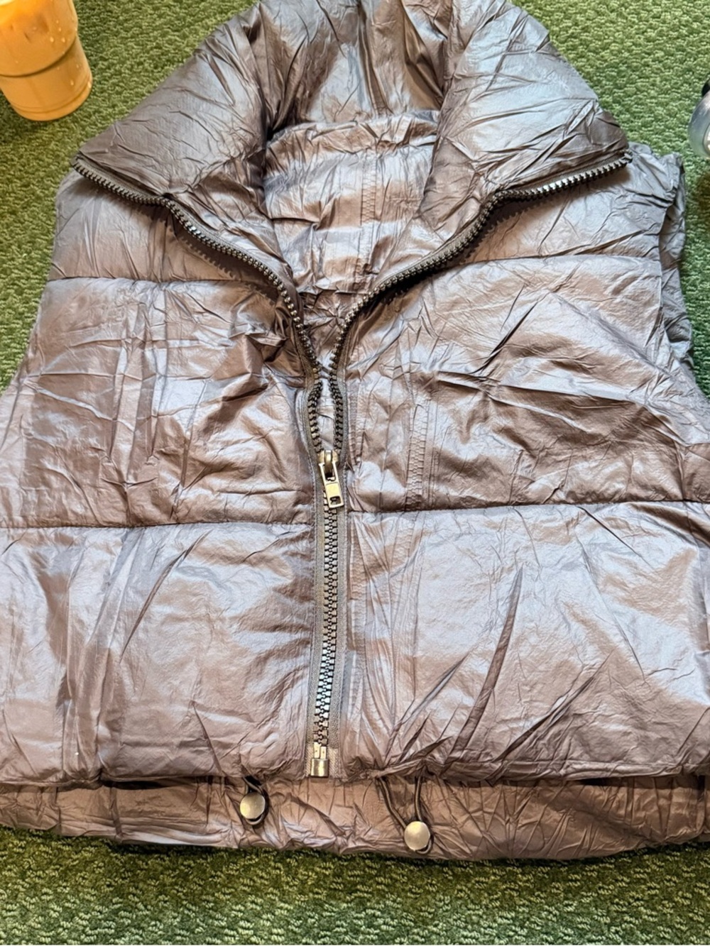 Cropped Puffer Vest in black NWOT